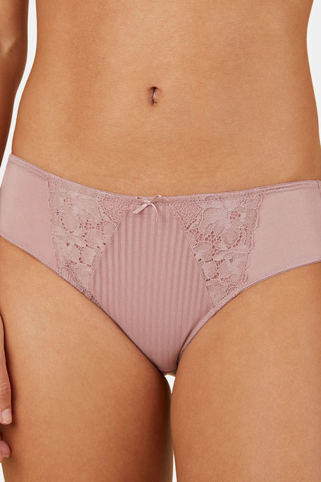 Triumph Medium Rise Full Coverage Hipster Panty - Vintage Pink — image 4